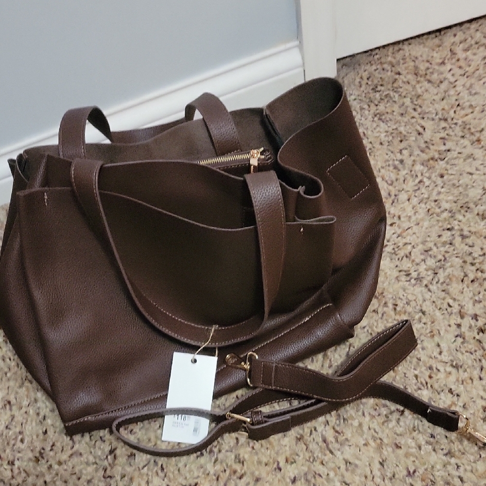 NWT REMI AND REID Chic Brown Tote Bag..ELLA EAST WEST TOTE